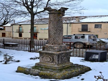 Piedra en forma de rollo conocido como el Cadalso, plaza San Pedro